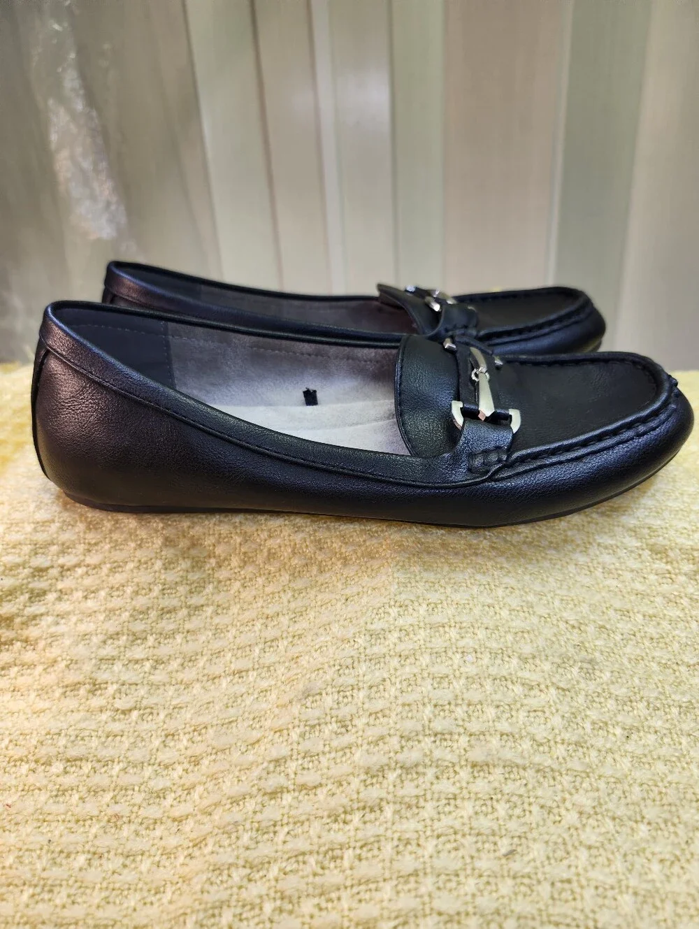 Aerosoles Women's Black Leather Loafers with Silver Bit Accent